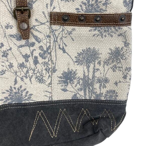 Myra Bag-Dream Catcher Tote Leather & Canvas Bag - Picture 4 of 8